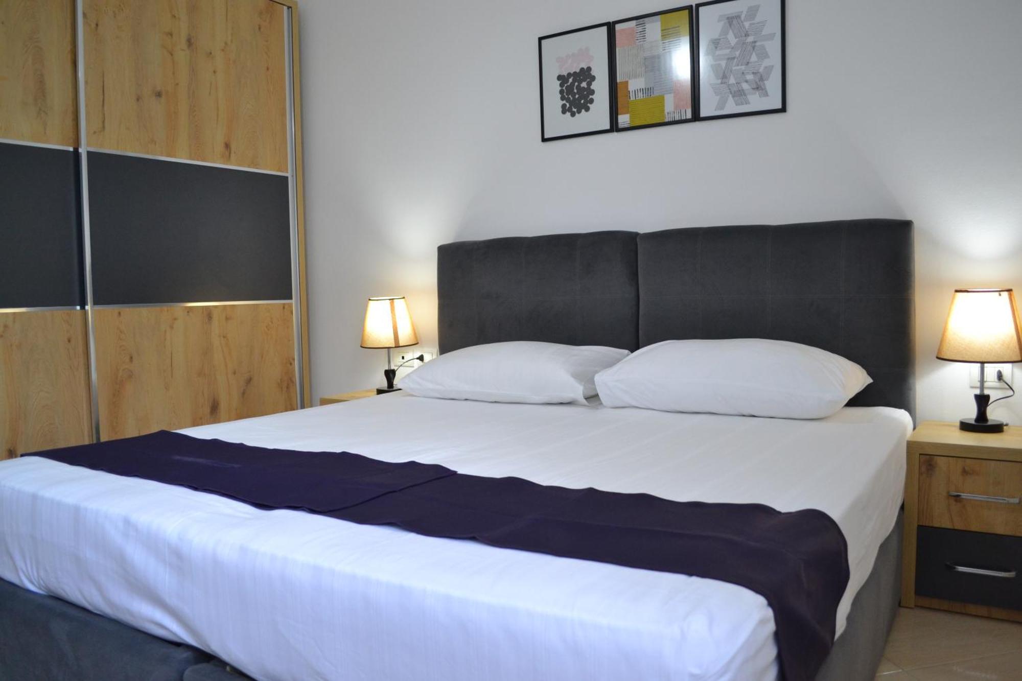 Seaview Gateway 2 Bedrooms Apartment & Garage Vlora Kültér fotó