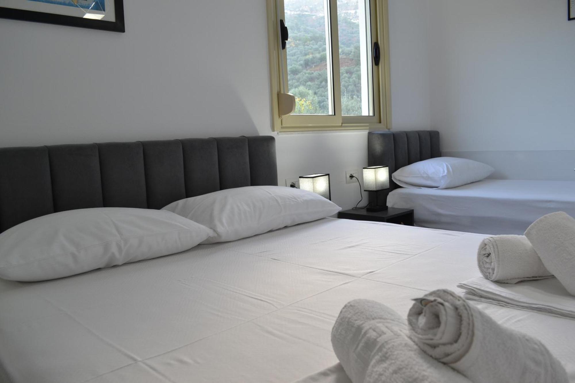 Seaview Gateway 2 Bedrooms Apartment & Garage Vlora Kültér fotó